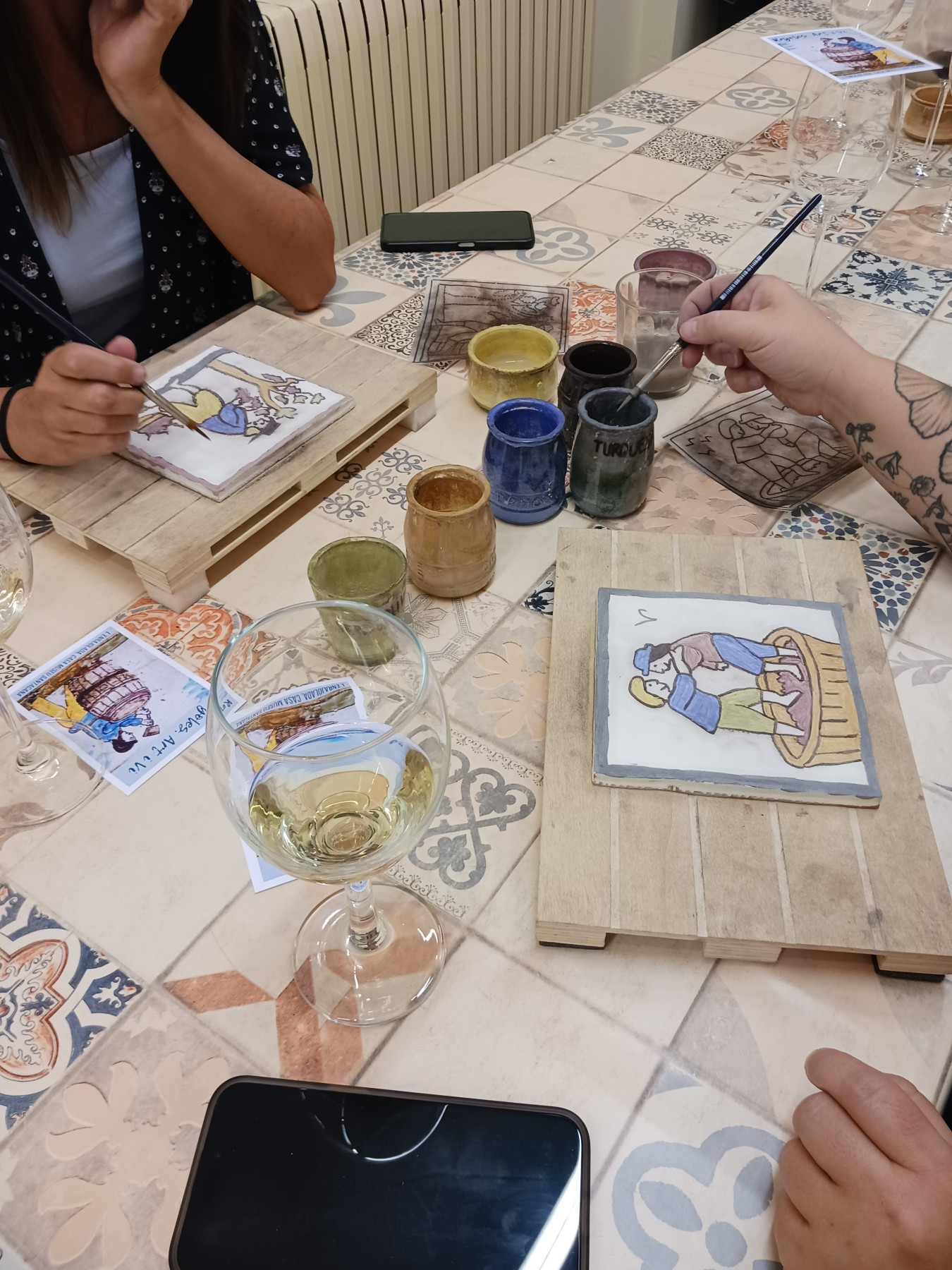 Rajoles, art i vi.jpg